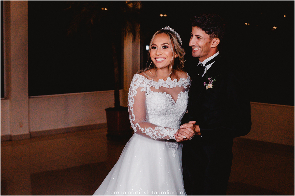 rozalia-e-dorisvaldo-casamento-em-hortolandia-chacara-portal-paraiso-casar-em-campinas-casamentos-no-interior-de-sp-breno-martins-fotografia-fotografo-campinas--vestido-de-noiva-campinas-sp-canal-alem-da-fotografia