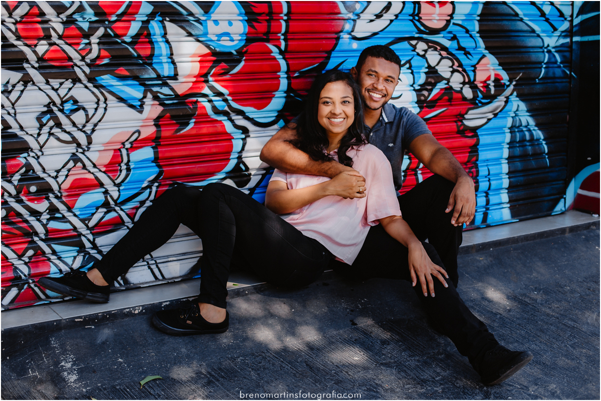 jaqueline-e-miguel-pre-wedding-no-beco-do-batman-sao-paulo-sp-ensaio-de-fotos-no-beco-do-batman-fotografo-no-beco-do-batman-casamento-sud-templo-sud-ensaio-pre-casamento-no-beco-do-batman