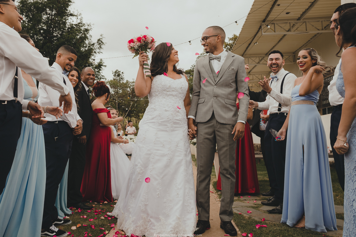 rafaela-e-jonathan-casamento-no-para-sempre-21-joaquim-egidio-campinas-buffet-para-sempre-21-fotografo-em-campinas-breno-martins-fotografia-casamento-de-dia-casamento-em-dia-nublado-canal-alem-da-fotografia-breno-martins