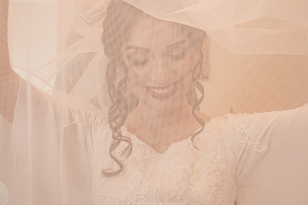 rafaela-e-bryan-making-of-noiva-na-casa-L'Ellit-l-elit-em-campinas-dia-da-noiva-casamento-sud-fotografo-no-templo-sud-dia-da-noiva-canal-alem-da-fotografia-youtube-brenomartinsfotografia-breno-martins-fotografia