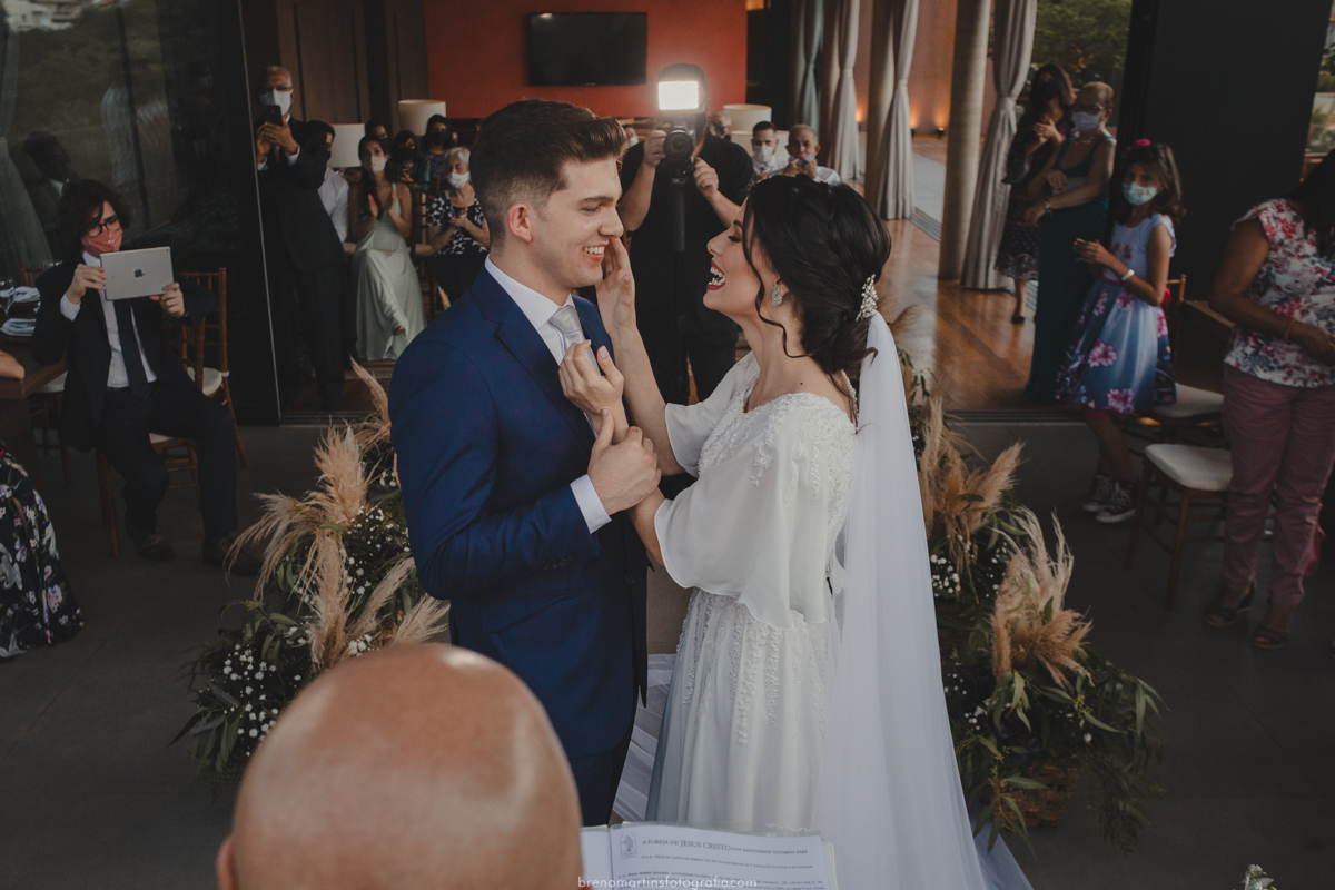 rafaela-e-bryan-casamento-making-of-noiva-na-casa-L'Ellit-l-elit-em-campinas-dia-da-noiva-casamento-sud-fotografo-no-templo-sud-dia-da-noiva-canal-alem-da-fotografia-youtube-brenomartinsfotografia-breno-martins-fotografia 