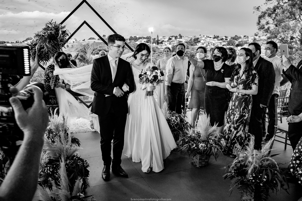 rafaela-e-bryan-casamento-making-of-noiva-na-casa-L'Ellit-l-elit-em-campinas-dia-da-noiva-casamento-sud-fotografo-no-templo-sud-dia-da-noiva-canal-alem-da-fotografia-youtube-brenomartinsfotografia-breno-martins-fotografia 