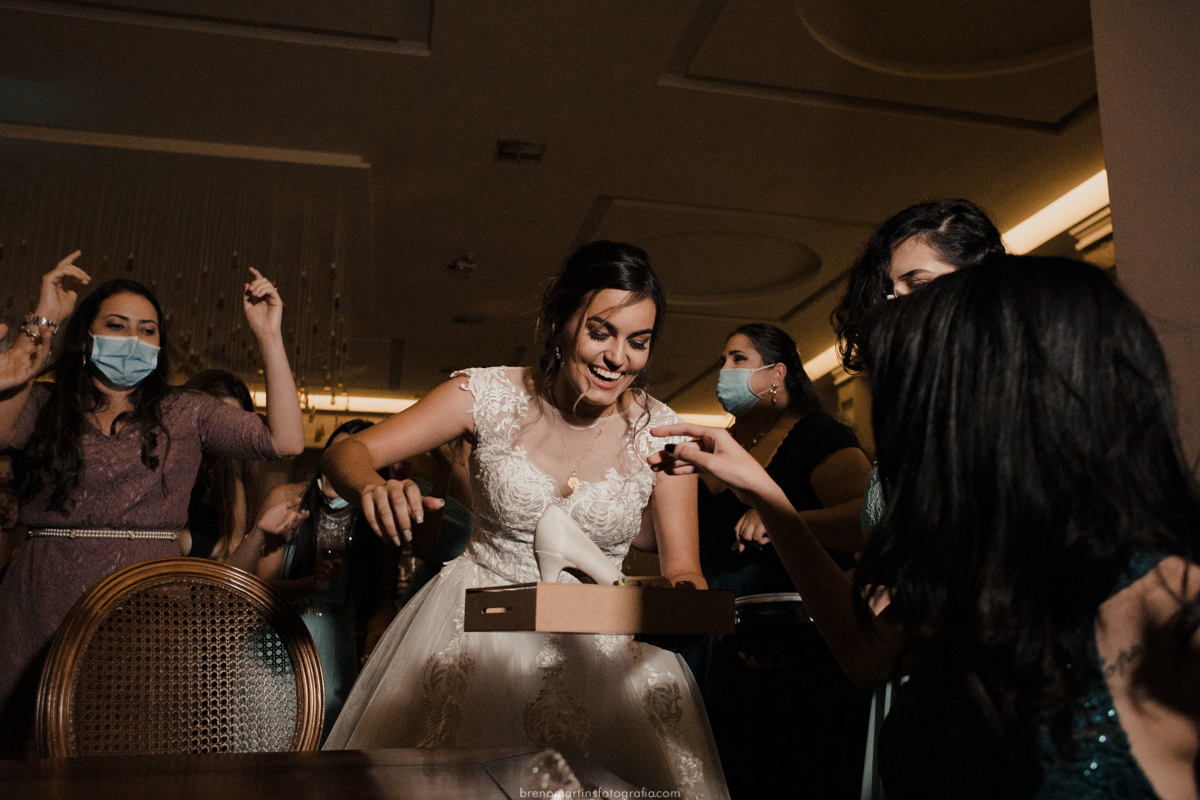 beatriz-e-patrick-casamento-no-buffet-evento-perfeito-casamento-na-mansao-adelia-prado-av-alcantara-machado-1705-Mooca-templo-sud-templo-de-sao-paulo-fotografo-no-buffet-evento-perfeito