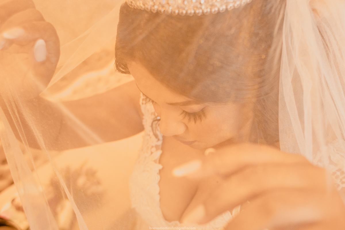 kenia-e-vitor-mozao-making-of-da-noiva-no-espaco-danila-gamarano-em-conselheiro-lafaiete-casamento-sud-fotografo-em-belo-horizonte-templo-sud-breno-martins-fotografia