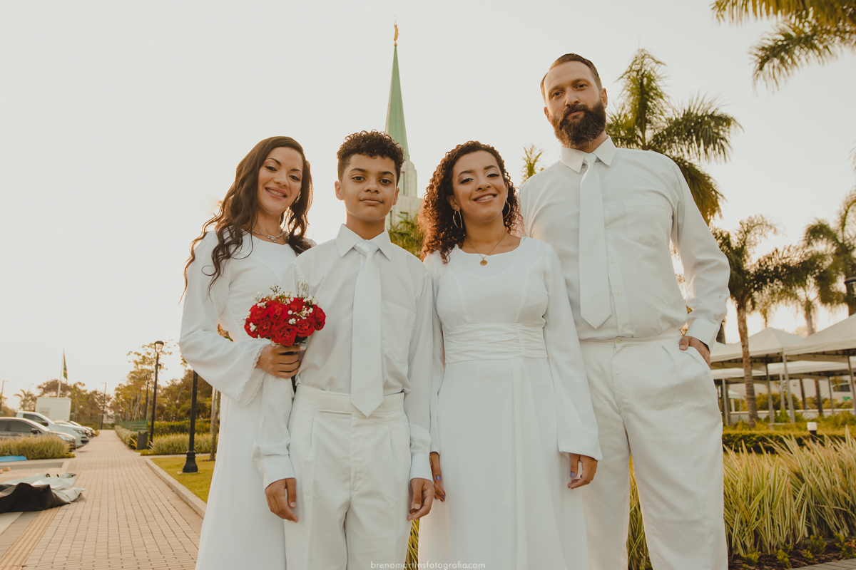 familia-ruppes-templo-do-rio-de-janeiro-dedicacao-sessao-familia-eternidade-templo-de-campinas-selamento-breno-martins-fotografia-templo-de-sao-paulo-templo-campinas-templo-rio-de-janeiro-templo-curitiba-mormon-sud_no-casamento