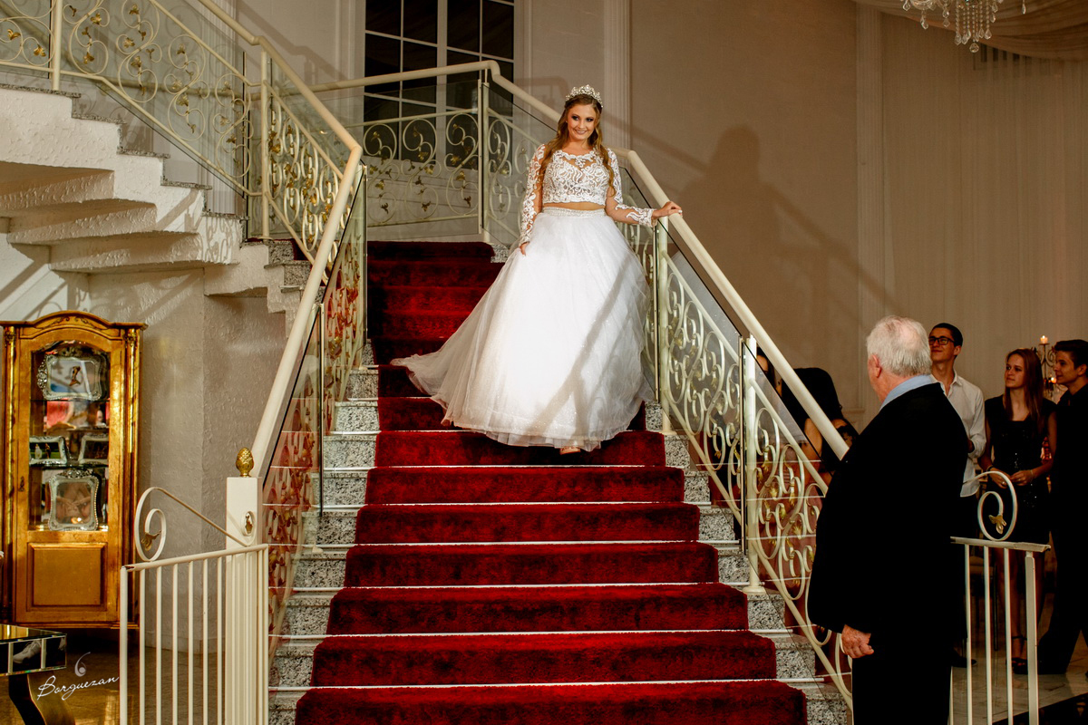 Debutante escada Vermelha