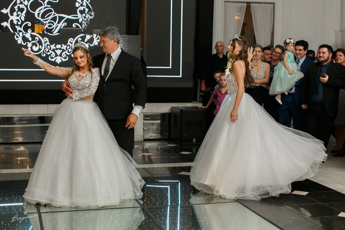 Dançando com o Pai.