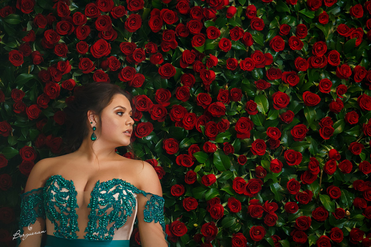 Debutante e Rosas Vermelhas