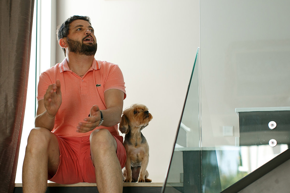 Noivo e seu companheiro