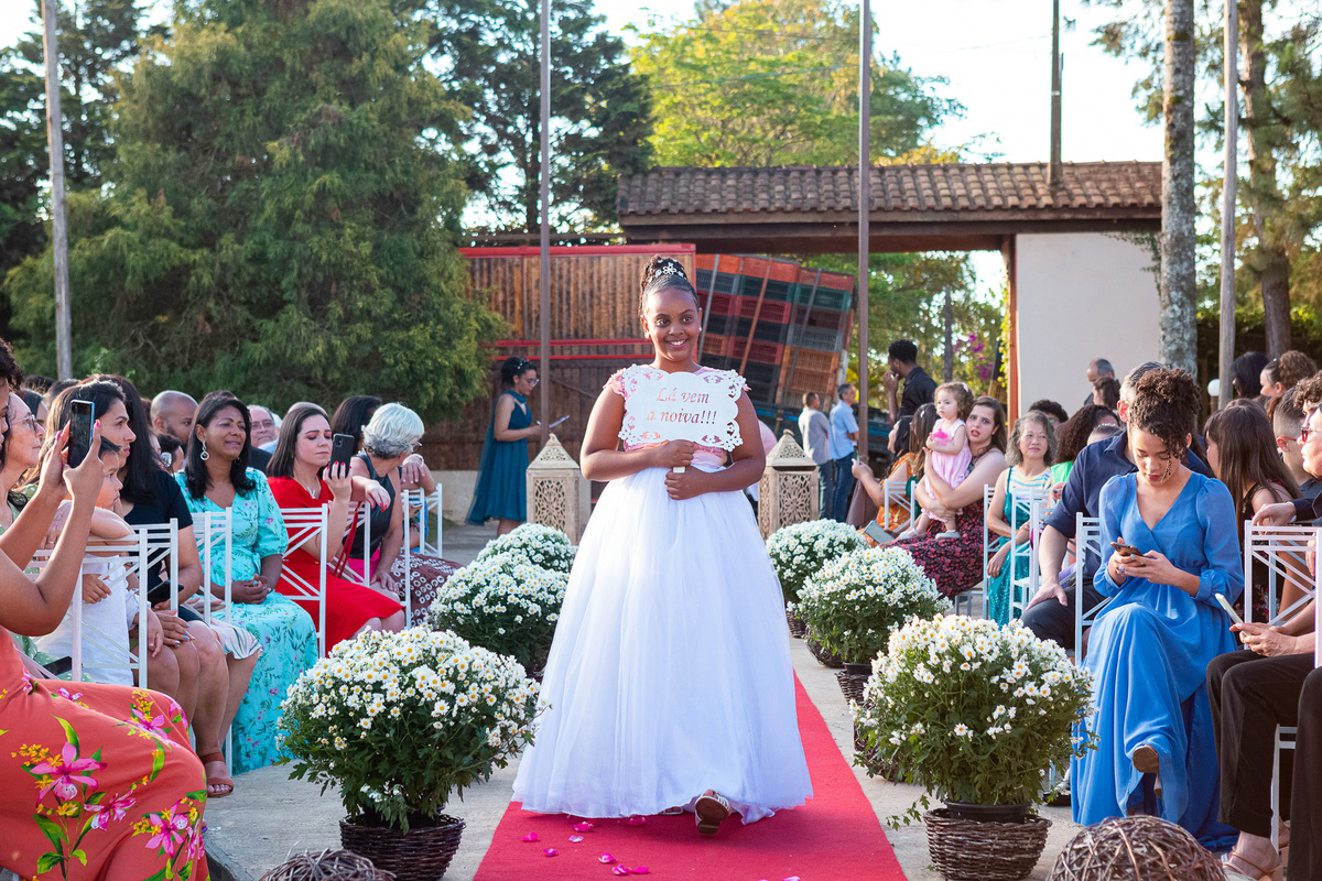 decoração de casamento ao ar livre, corredor do casamento, fotografo de casamento, fotografo em suzano