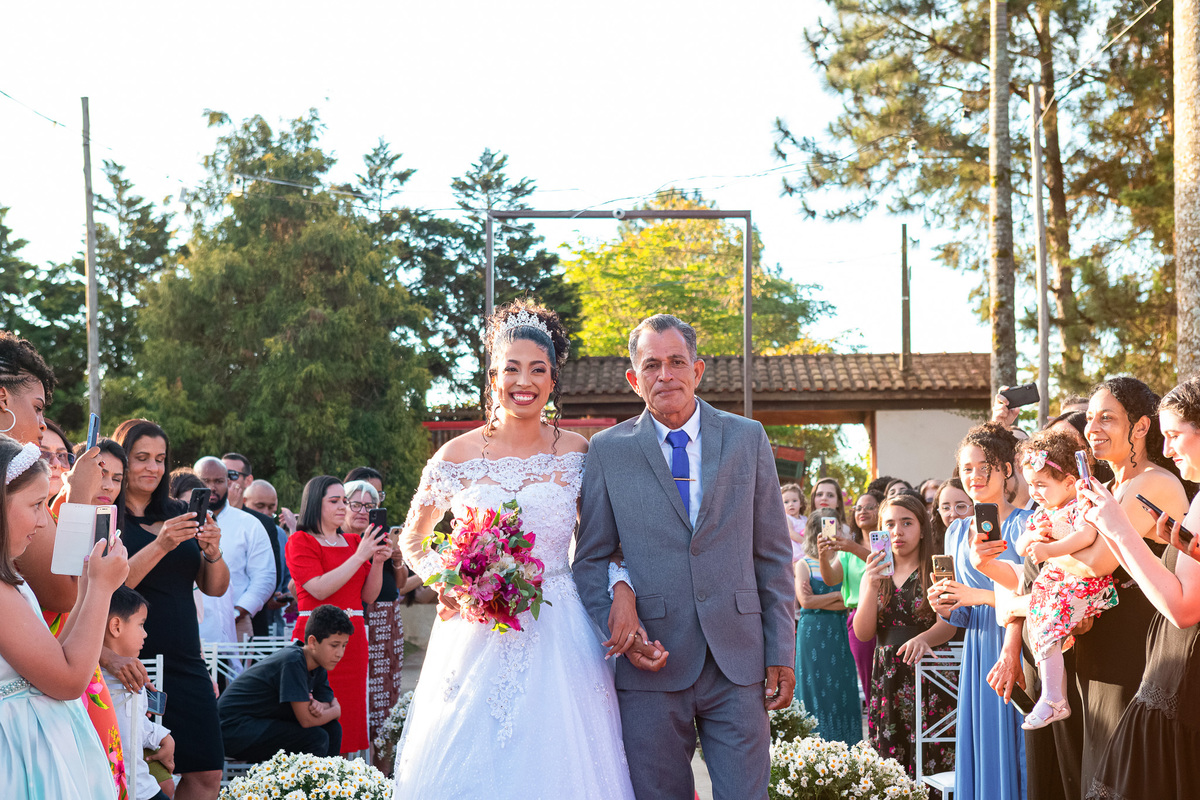 decoração de casamento ao ar livre, corredor do casamento, fotografo de casamento, fotografo em suzano