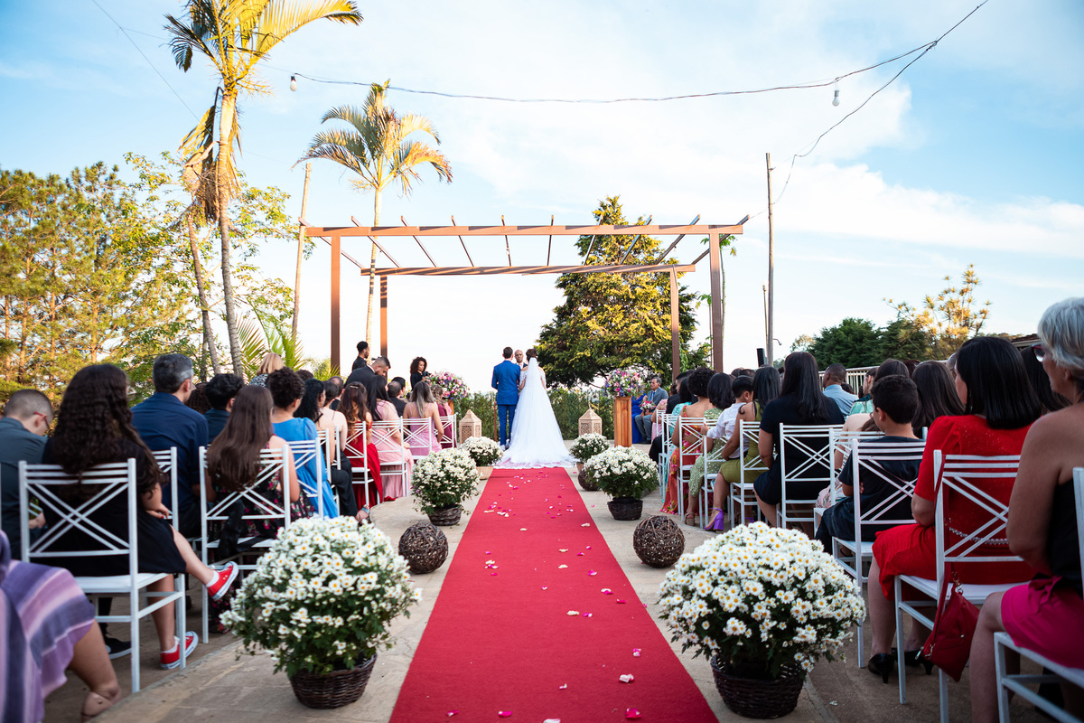decoração de casamento ao ar livre, corredor do casamento, fotografo de casamento, fotografo em suzano