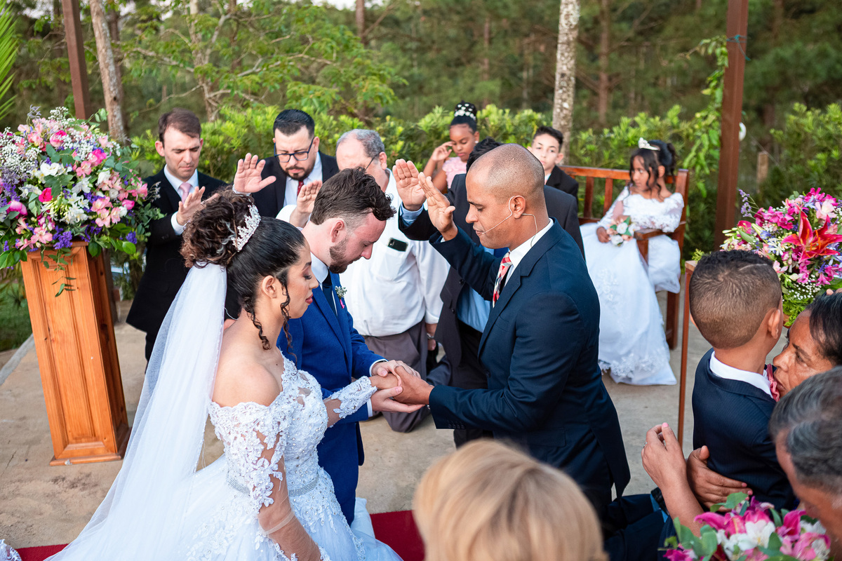 decoração de casamento ao ar livre, corredor do casamento, fotografo de casamento, fotografo em suzano