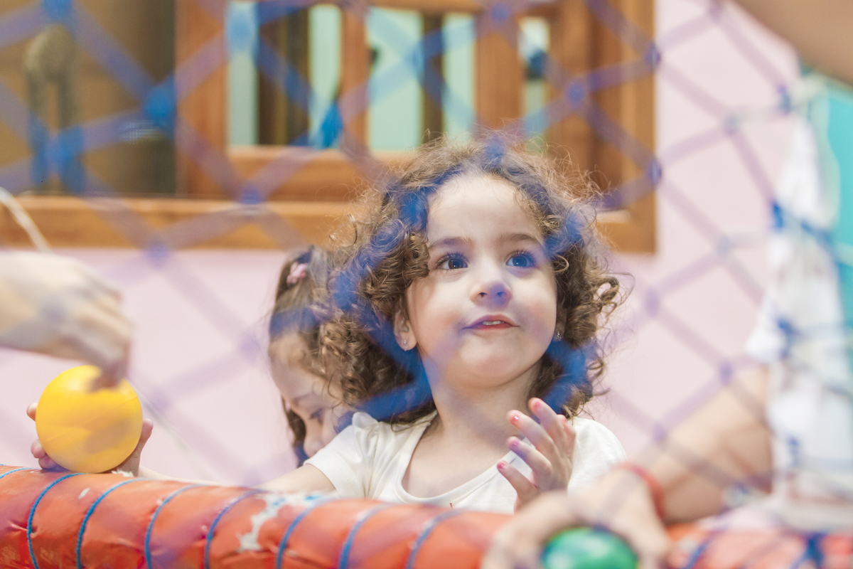 crianças brincando na festa de aniversário, fotografo de aniversário, fotografia de festa de aniversário