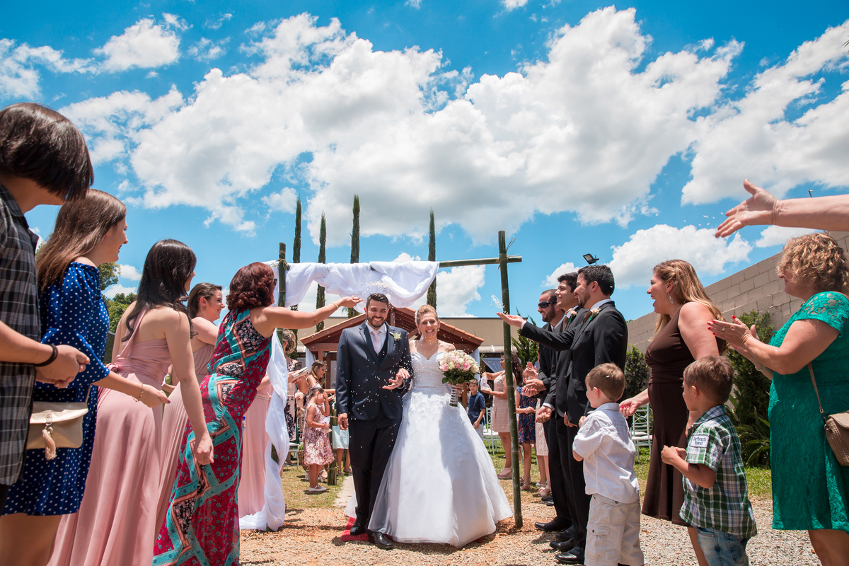 casamento em espaço di ungaro, saida dos noivos, cerimonia de casamento,  fotografo de casamento, casamento em suzano, fotografo em suzano, empresa de foto e video, festa de casamento, zurique foto e video, fotos de casamento, fotografia de casamento
