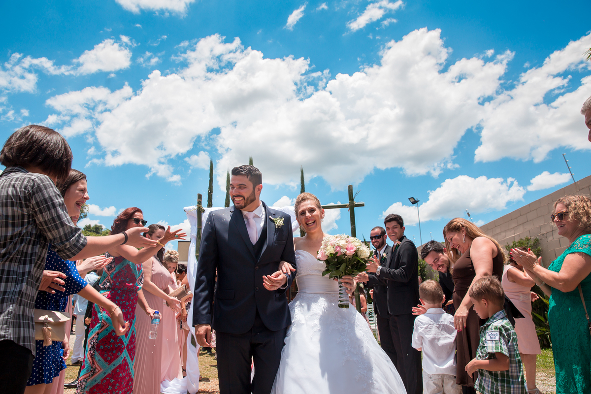 casamento em espaço di ungaro, 
 saida dos noivos, cerimonia de casamento,  fotografo de casamento, casamento em suzano, fotografo em suzano, empresa de foto e video, festa de casamento, zurique foto e video, fotos de casamento, fotografia de casamento