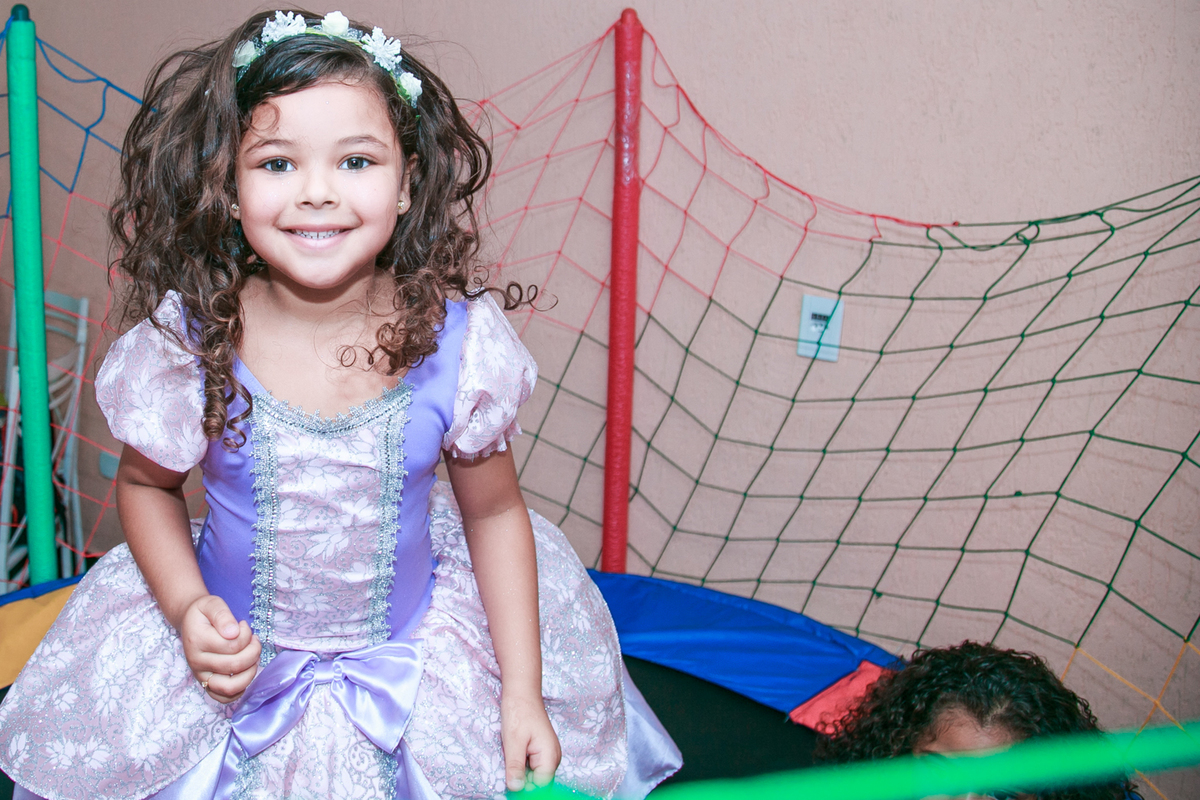 pula pula, ensaio de fotos infantil de aniversário, aniversário de 5 anos, festa de aniversário, fotografo para festa de aniversário, fotografo de aniversário, fotografo em suzano, fotografia de aniversário infantil, festa de aniversário dos enrolados