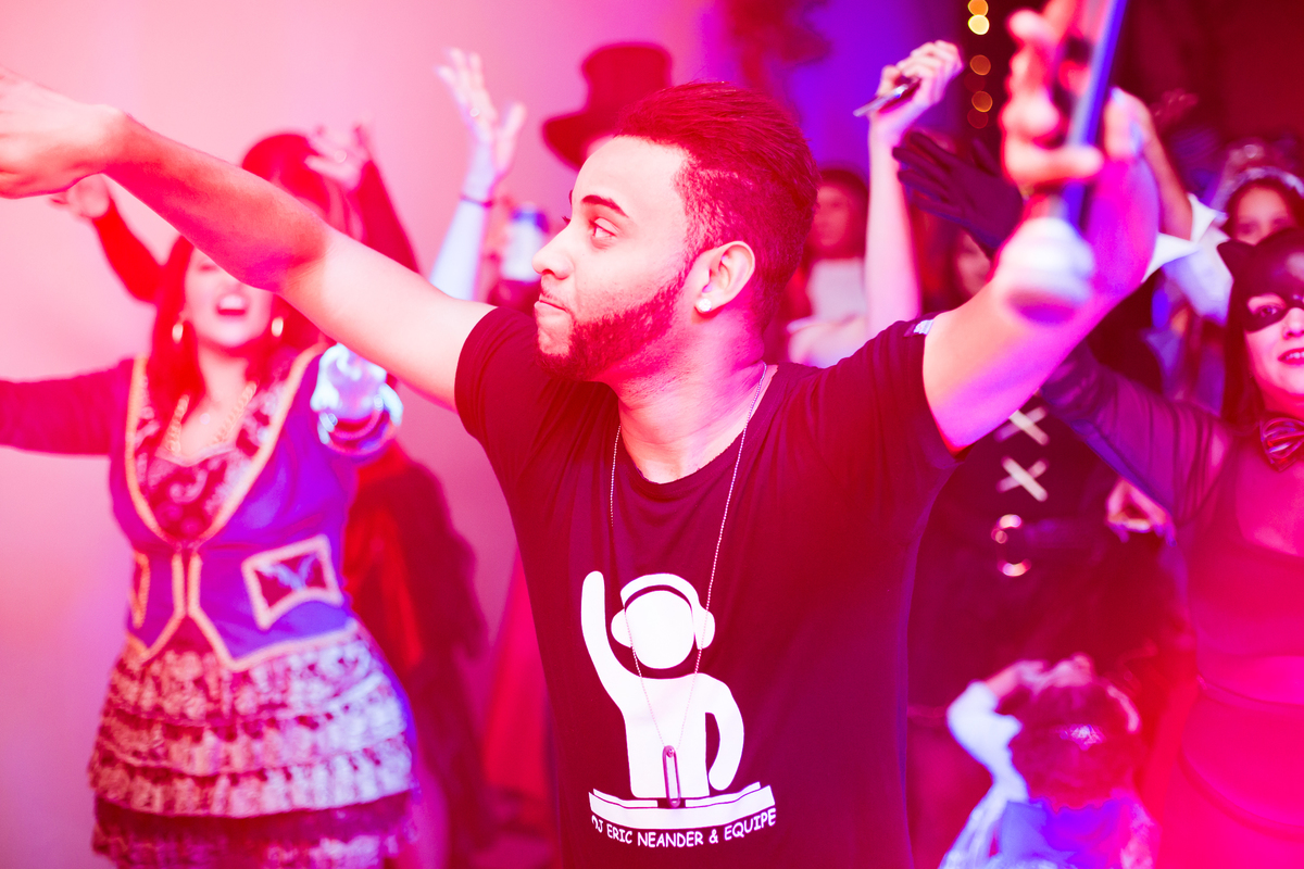 foto de aniversario, festa a fantasia, festa de 40 anos, festa de 30 anos, festa alegre, festa, balada, fotografo de balada, fotografia de balada, mogi, suzano, poá, itaqua, zurique foto e video, mascara, mesa de docinhos, bolo cenografico