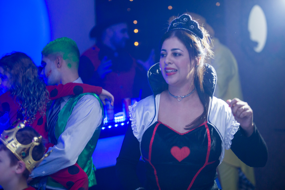 foto de aniversario, festa a fantasia, festa de 40 anos, festa de 30 anos, festa alegre, festa, balada, fotografo de balada, fotografia de balada, mogi, suzano, poá, itaqua, zurique foto e video, mascara, mesa de docinhos, bolo cenografico