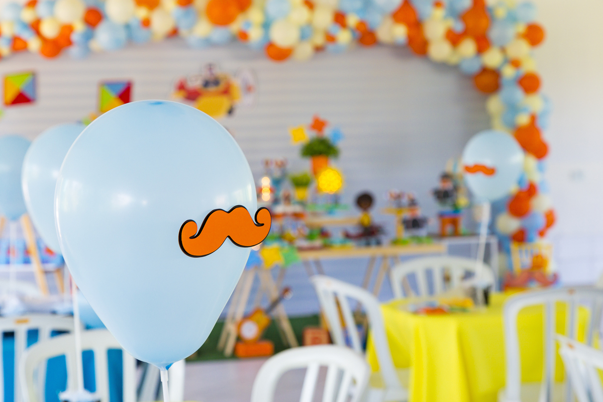 Arco de balão para festa infantil, porta feita de balão, balão mundo bita, arco de balão desconstruido, erika balões, fotografia de aniversario, fotógrafo de aniversario, fotógrafo em suzano, anabia fest, ana bia fest, decoração infantil