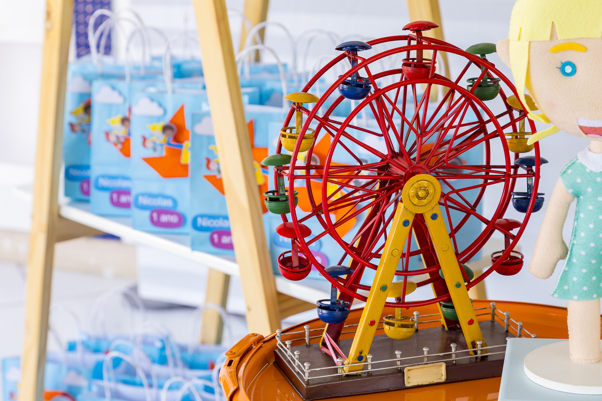 Arco de balão para festa infantil, porta feita de balão, balão mundo bita, arco de balão desconstruido, erika balões, fotografia de aniversario, fotógrafo de aniversario, fotógrafo em suzano, anabia fest, ana bia fest, decoração infantil