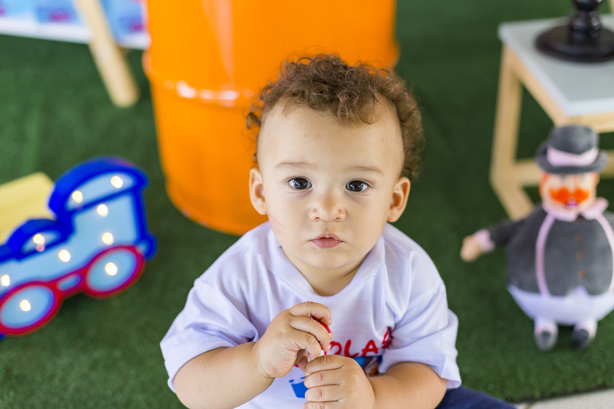 fotógrafo de aniversário, festa infantil, fotografia infantil, fotógrafo em suzano, mundo bita, decoração de aniversário, festa de 1 aninho, primeiro aninho. fotografia de festa infantil, zurique foto e vídeo
