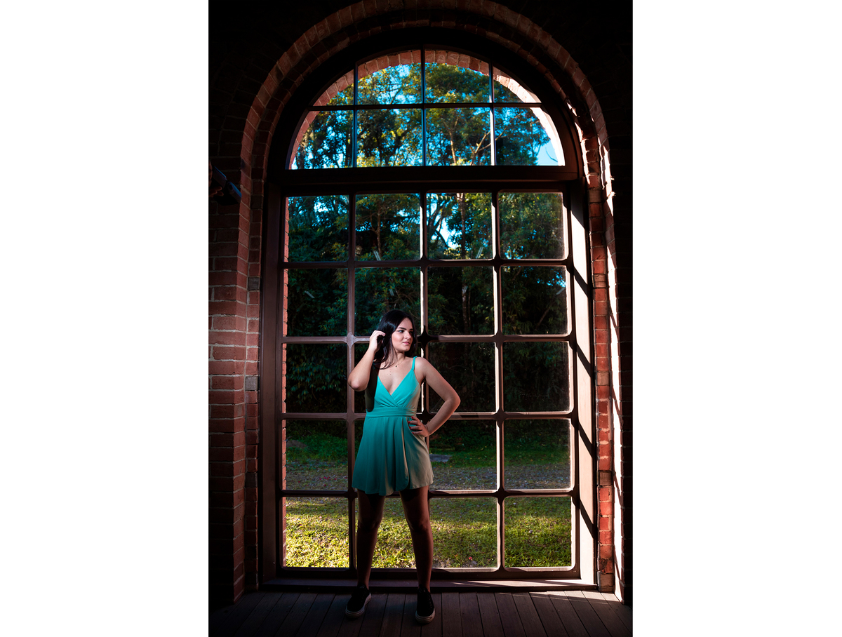 Ensaio feminino, paranapiacaba, ensaio de fotos, fotos na estação de trem, fotos de jovem, fotografo de ensaio feminino, fotografo em Suzano, fotografo profissional, foto ao ar livre, feminino