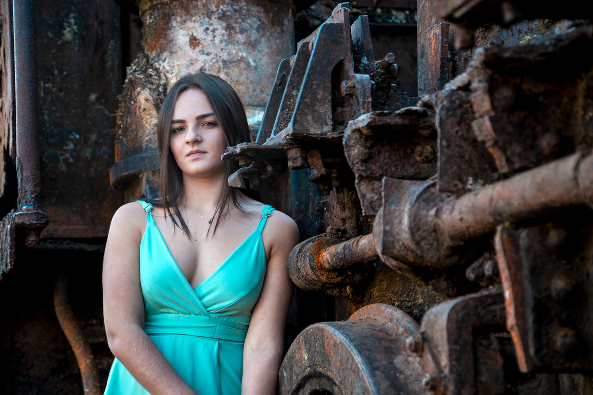 Ensaio feminino, paranapiacaba, ensaio de fotos, fotos na estação de trem, fotos de jovem, fotografo de ensaio feminino, fotografo em suzano, fotografo profissional, foto ao ar livre, feminino