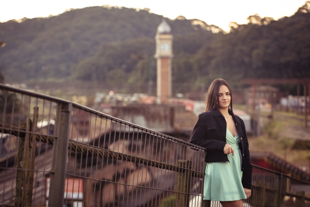 Ensaio feminino, paranapiacaba, ensaio de fotos, fotos na estação de trem, fotos de jovem, fotografo de ensaio feminino, fotografo em suzano, fotografo profissional, foto ao ar livre, feminino