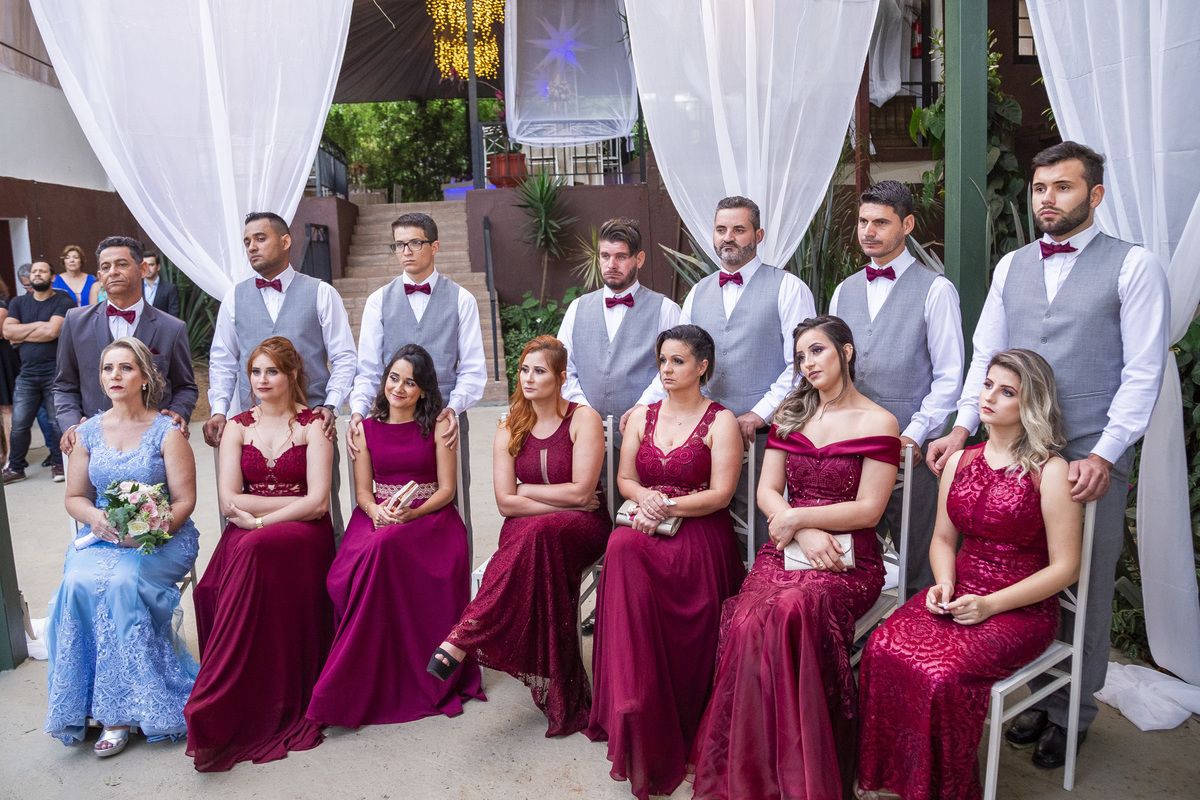 padrinhos e madrinhas, noivos no altar, segunça das alianças, casamento rustico, mesa, decoração de casamento, centro de mesa, recanto verde, noivas do campo, noivas no campo, wedding 2019, wedding 2020, fotografo de casamento, fotografo em suzano 