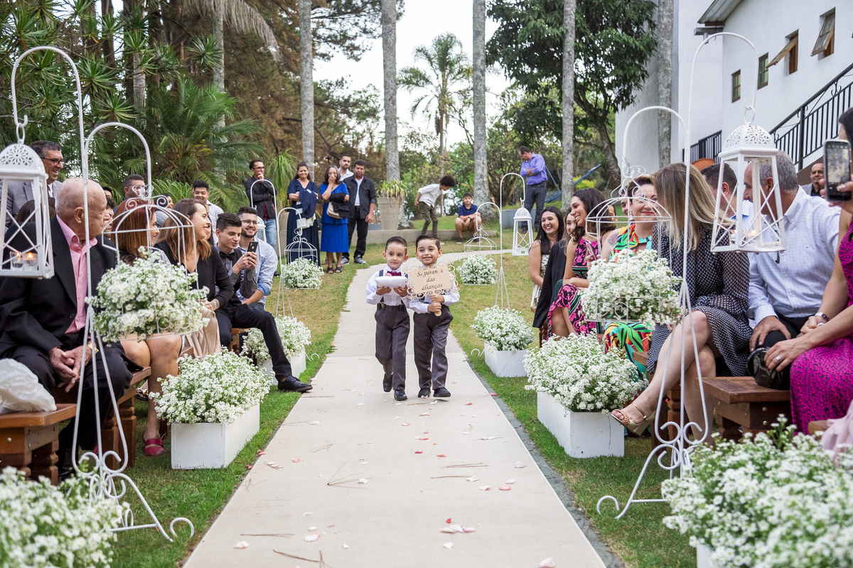 voto dos noivos, entrada das alianças, noivos no altar, casamento rustico, mesa, decoração de casamento, centro de mesa, recanto verde, noivas do campo, noivas no campo, wedding 2019, wedding 2020, fotografo de casamento, fotografo em suzano 