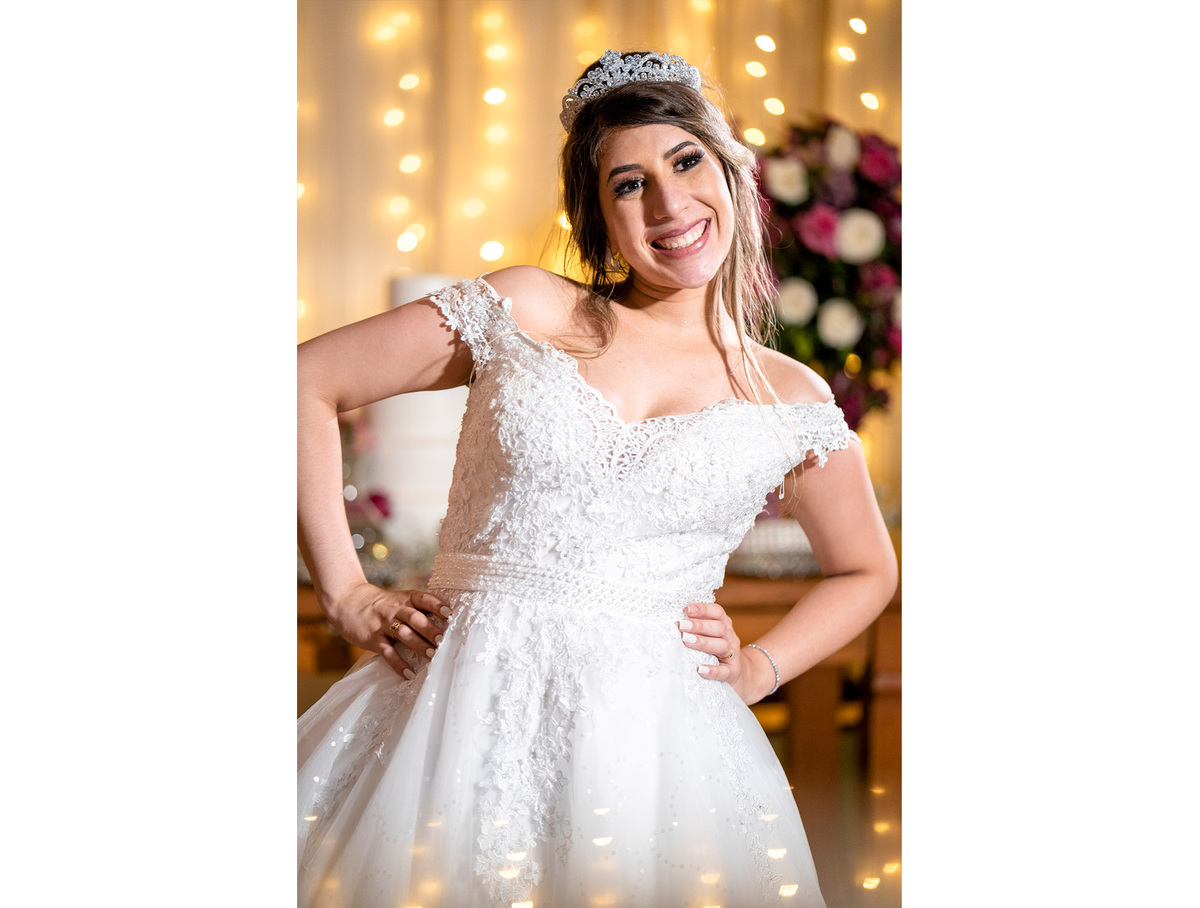 igreja matriz de suzano, fotografo em suzano, fotografo de suzano, fotografia de casamento, cerimonia de casamento, padre, foto das alianças, entrada das floristas, entrada da noiva, mãe da noiva, wedding, foto segurando o terço, madrinhas, padrinhos, poá