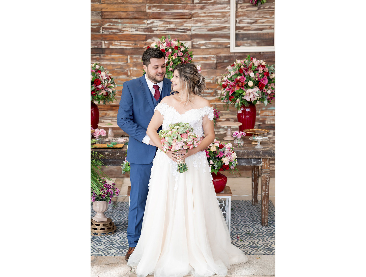 villaggio real, vilagio real, casamento, noiva do campo, casamento rustico, fotografo de casamento, fotografia de casamento, mesa do bolo, rustico, noiva, noivos