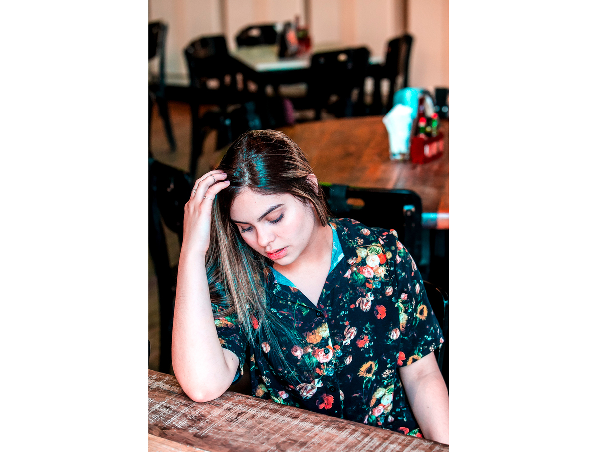 fotos em restaurante, ensaio de fotos beco do batiman, beco do batiman, fotos parede com grafite, ensaio 15 anos, fotografo em suzano, debutante, ensaio fotografico beco do batman, fotografia de 15 anos, sp