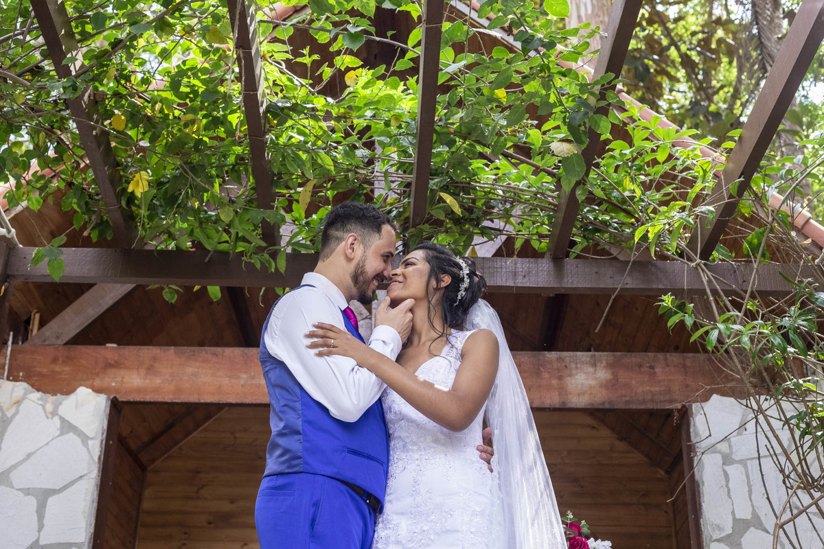 ensaio de casamento, foto dos noivos, fotografia dos noivos, fotografo de casamento, fotografo em suzano, recanto bernardo, casamento no campo, ensaio fotografico dos noivos