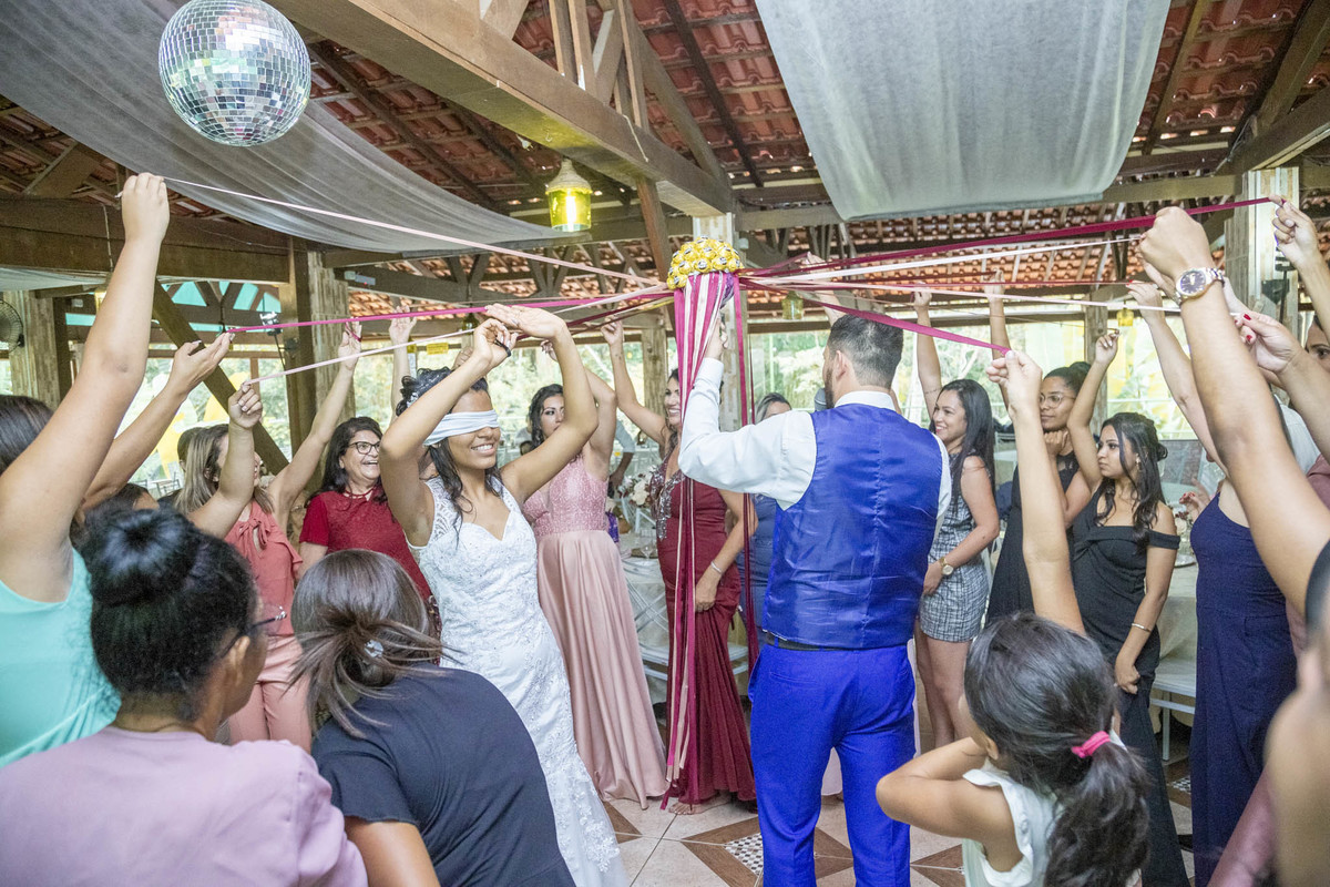 noiva, ensaio de casamento, foto dos noivos, fotografia dos noivos, fotografo de casamento, fotografo em suzano, recanto bernardo, casamento no campo, ensaio fotografico dos noivos