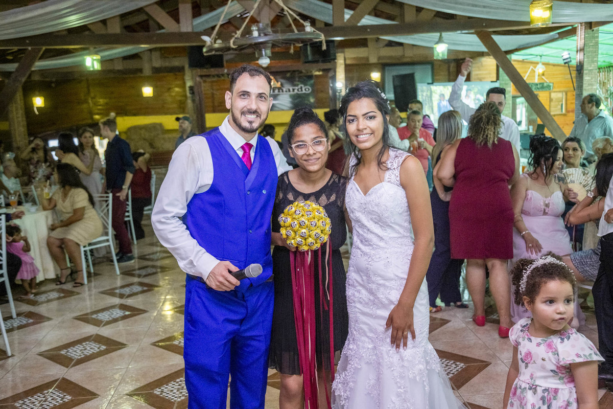 noiva, ensaio de casamento, foto dos noivos, fotografia dos noivos, fotografo de casamento, fotografo em suzano, recanto bernardo, casamento no campo, ensaio fotografico dos noivos