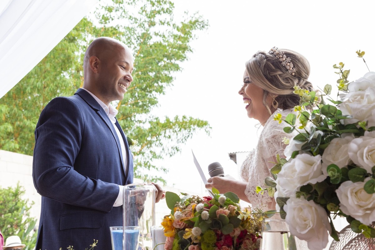 cerimônia da areia, troca das alianças, 
Entrada no noiva, noiva no carro, Casamento em suzano, espaço diungaro, fotografo de casamento, fotografo em suzano, fotografia de casamento, fotografo para casamento, fotografo profissional, decoração de casamento