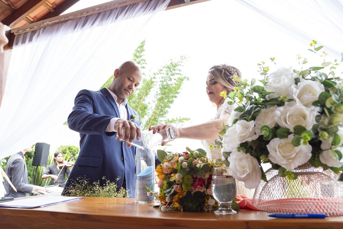 cerimônia da areia, troca das alianças, 
Entrada no noiva, noiva no carro, Casamento em suzano, espaço diungaro, fotografo de casamento, fotografo em suzano, fotografia de casamento, fotografo para casamento, fotografo profissional, decoração de casamento
