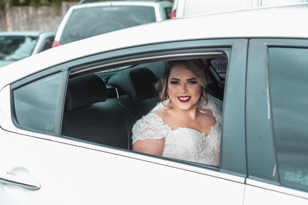 
Entrada no noiva, noiva no carro, Casamento em suzano, espaço diungaro, fotografo de casamento, fotografo em suzano, fotografia de casamento, fotografo para casamento, fotografo profissional, decoração de casamento