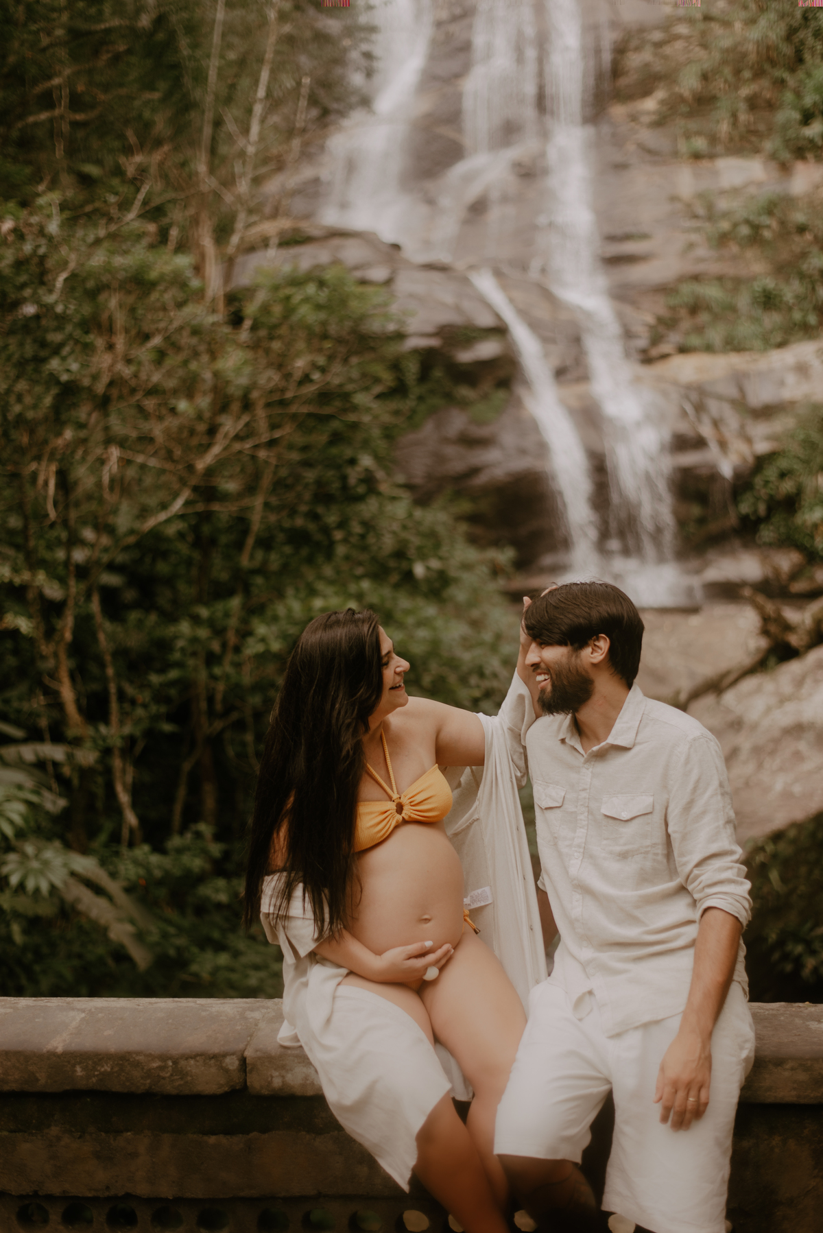 ensaio- gestante-floresta-cachoeira-RJ