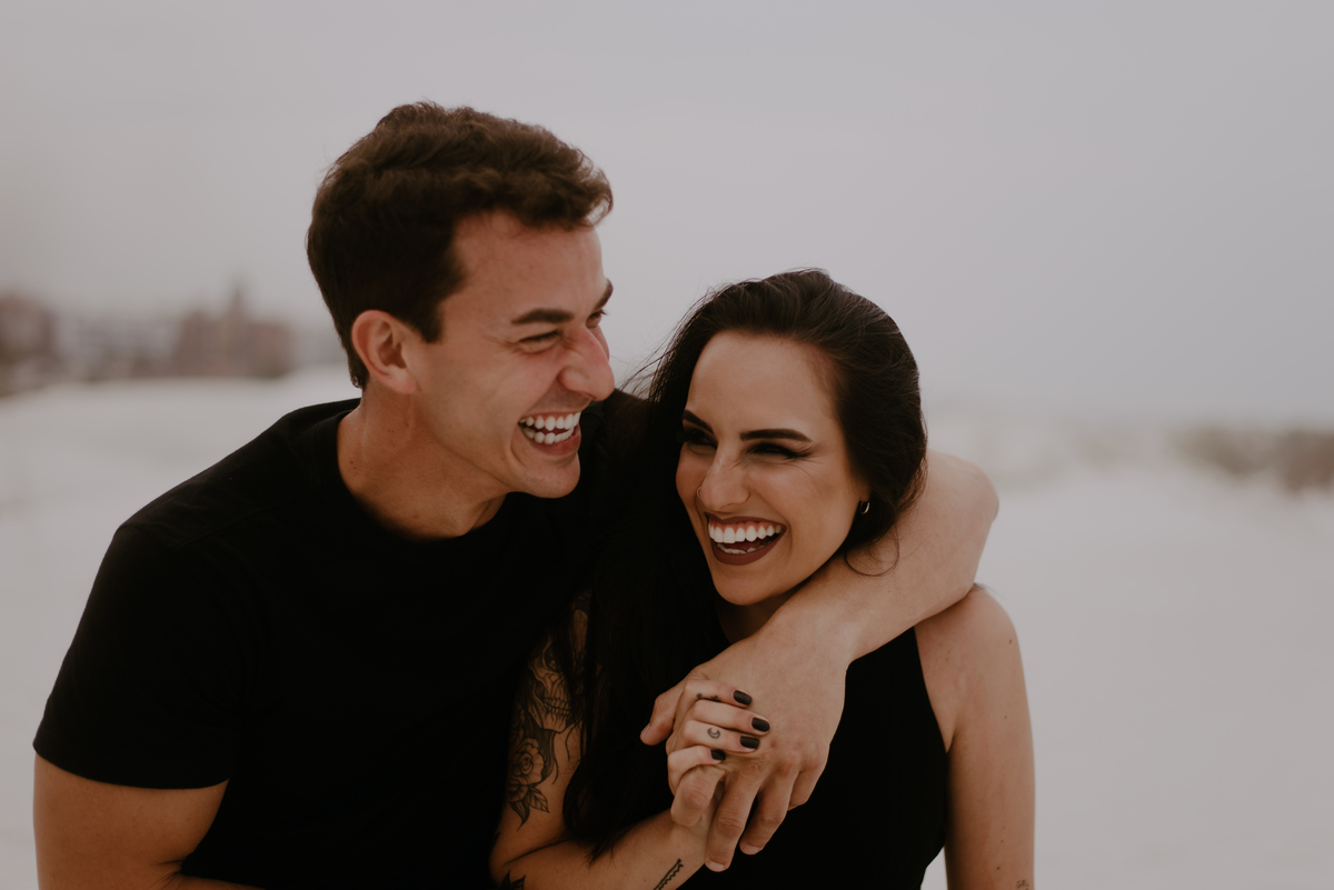 casal-sorrindo-arraial