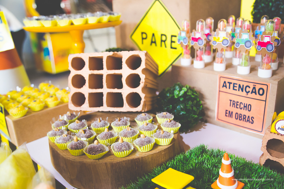 Aniversário Infantil, Be Happy, Lavras _MG, Davi 2anos, Aline Tomaz Fotografia.