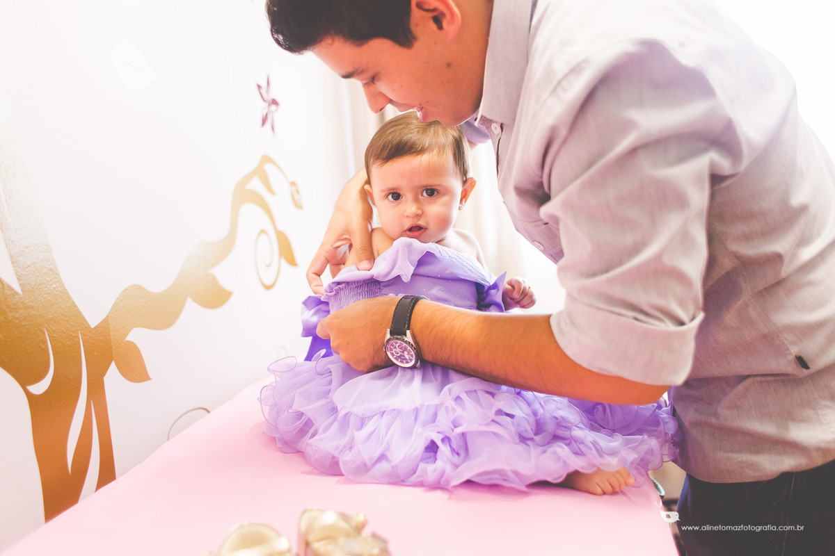 Making Off da criança, Aniversário Infantil, Be Happy, lavras - MG, Sophia 1 ano. Aline Tomaz Fotografia.