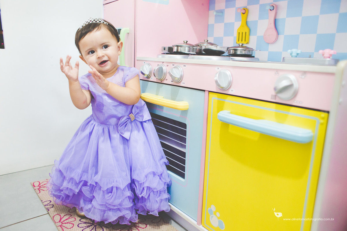 Making Off da criança, Aniversário Infantil, Be Happy, lavras - MG, Sophia 1 ano. Aline Tomaz Fotografia.