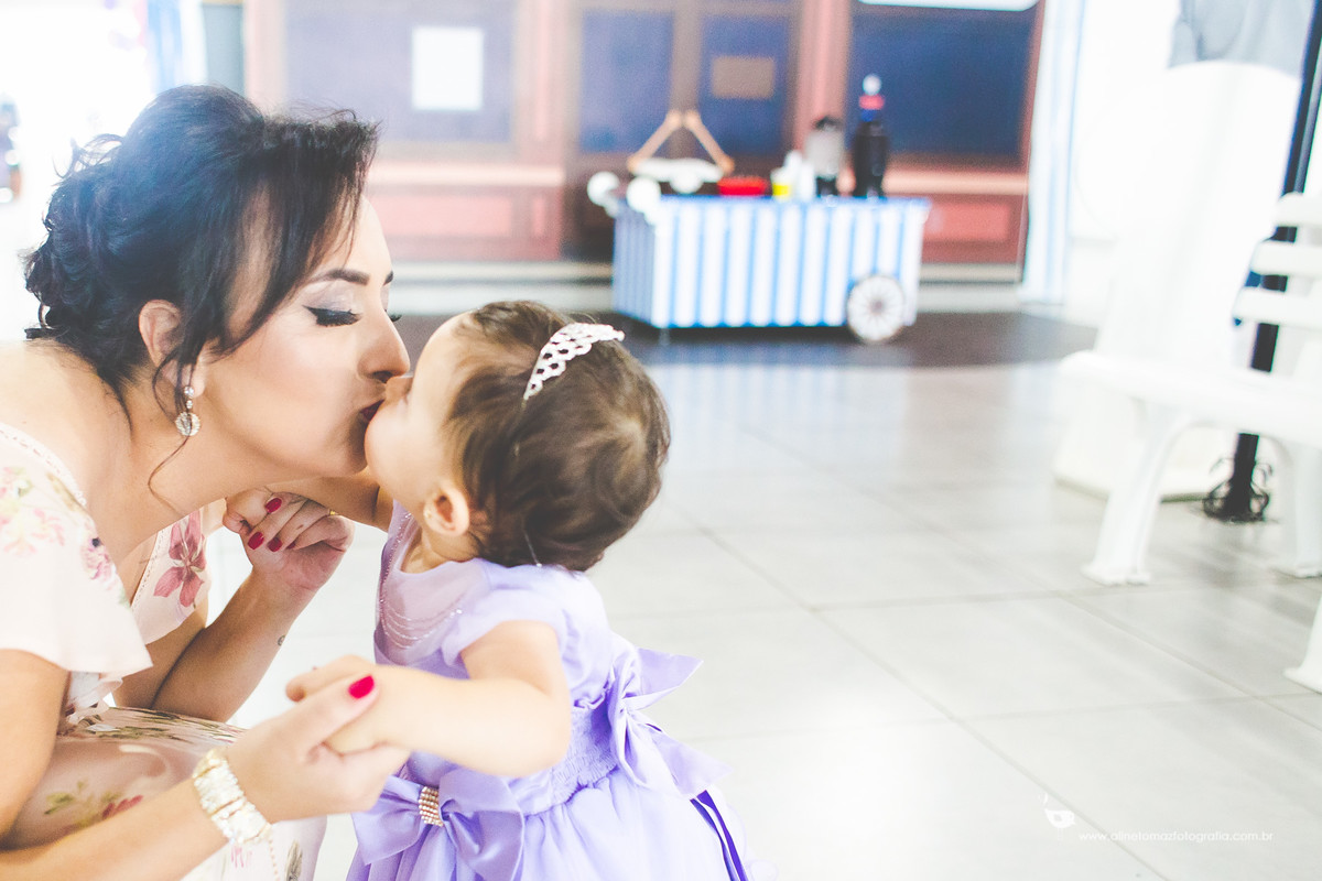 Making Off da criança, Aniversário Infantil, Be Happy, lavras - MG, Sophia 1 ano. Aline Tomaz Fotografia.