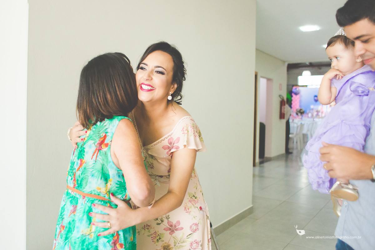 Making Off da criança, Aniversário Infantil, Be Happy, lavras - MG, Sophia 1 ano. Aline Tomaz Fotografia.