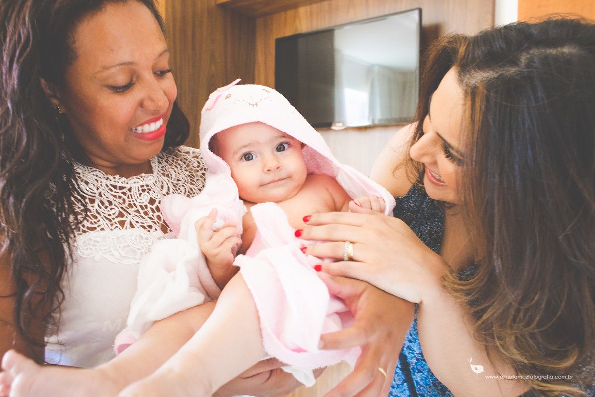 Batizado Helena, Matriz de Santana, Lavras - MG Aline Tomaz Fotografia.