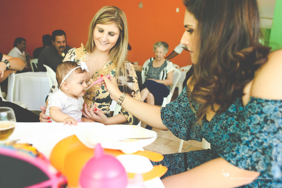 Batizado Helena, Matriz de Santana, Lavras - MG Aline Tomaz Fotografia.