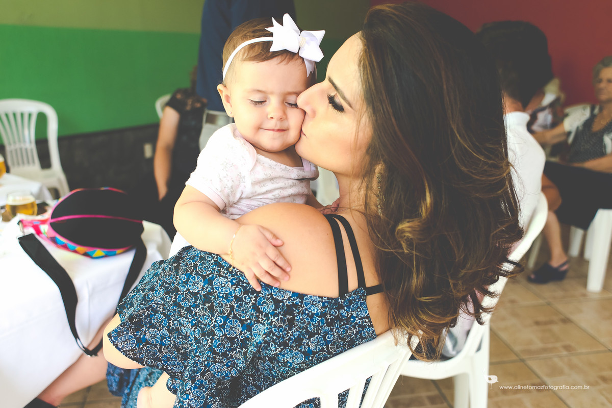 Batizado Helena, Matriz de Santana, Lavras - MG Aline Tomaz Fotografia.